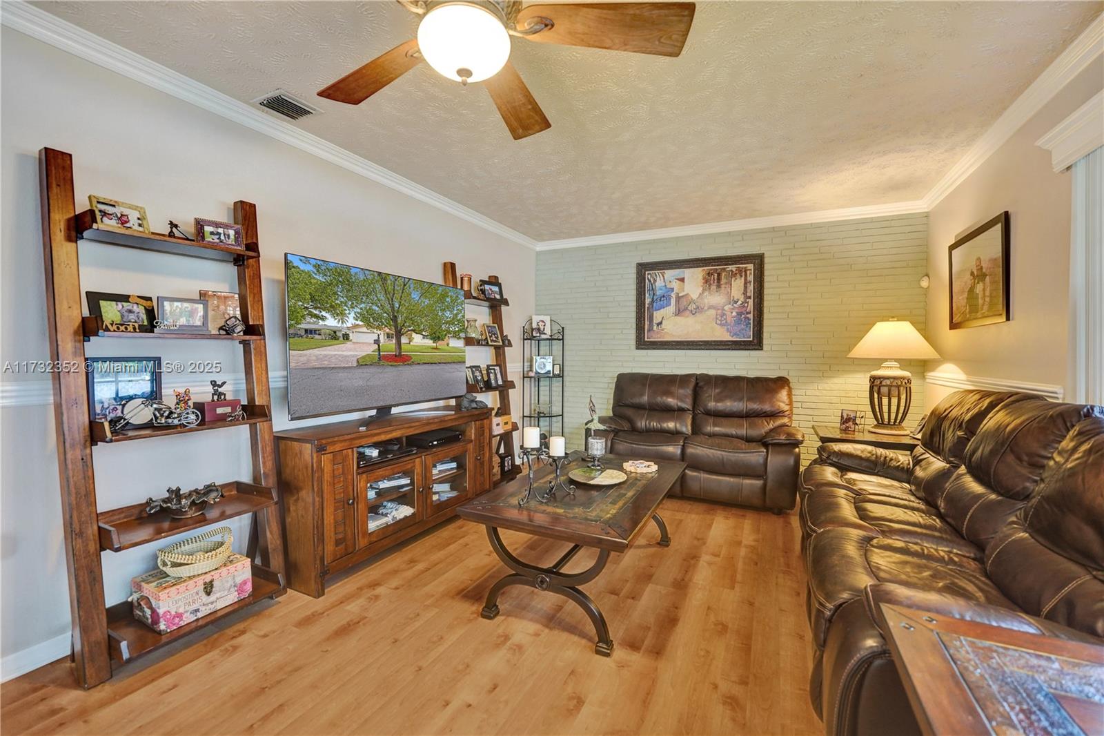 1811 NW 106th Ter