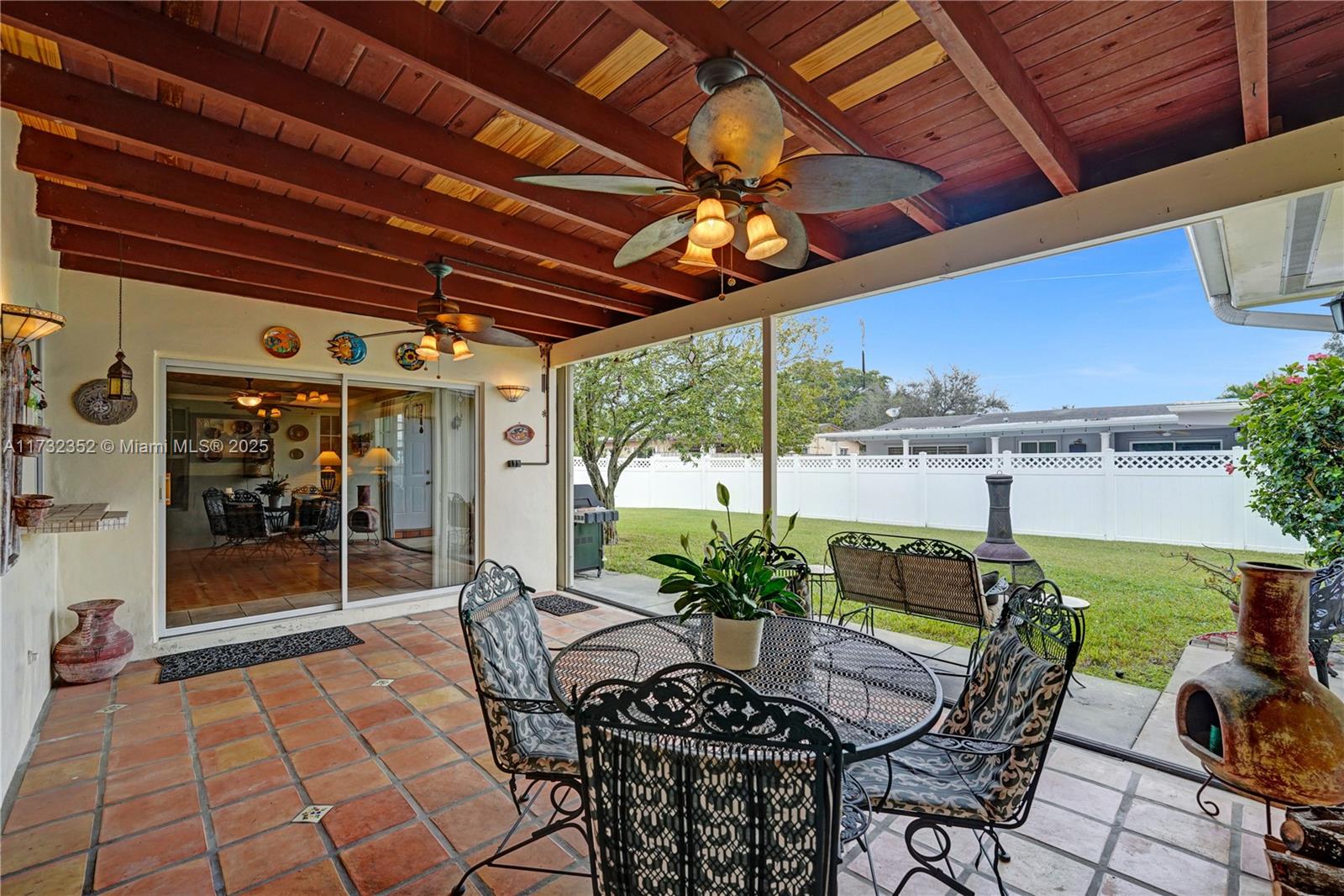1811 NW 106th Ter