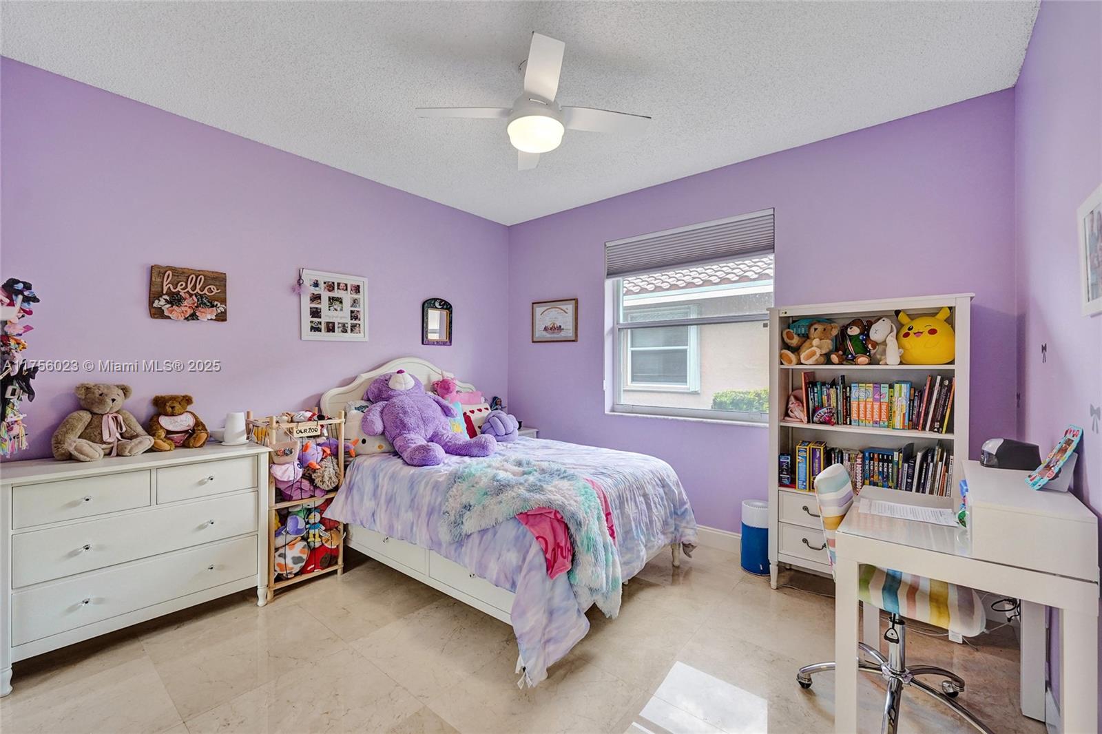 2757 Oakbrook Ln