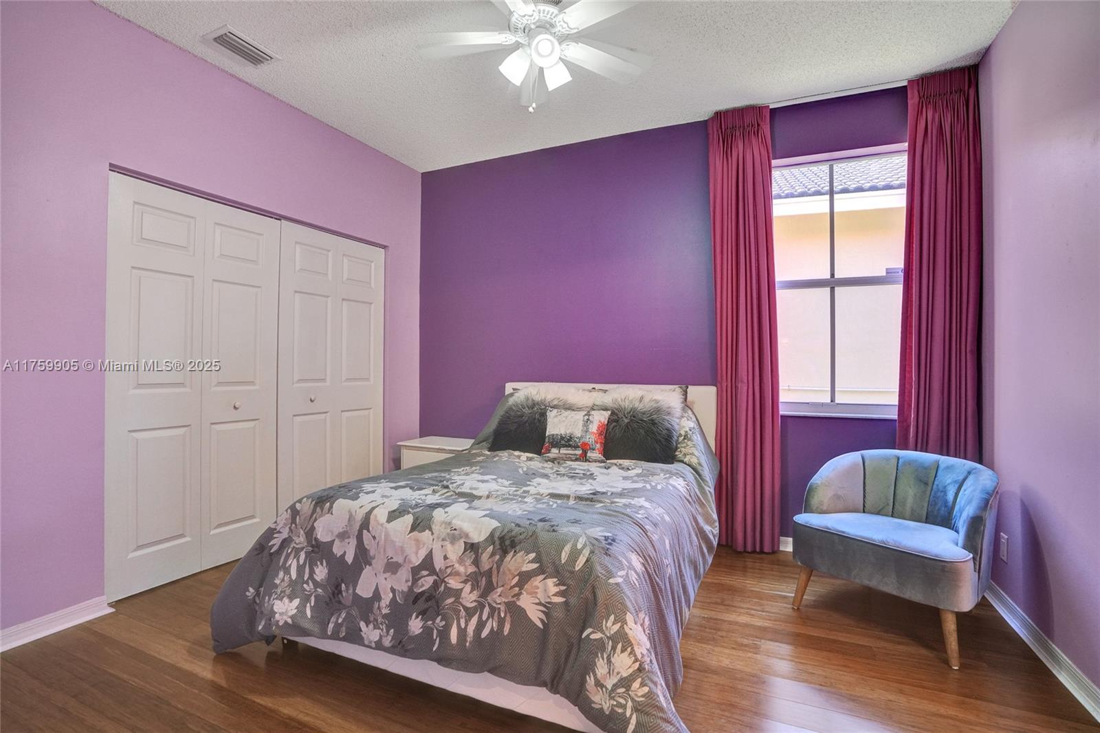 1436 Blue Jay Cir