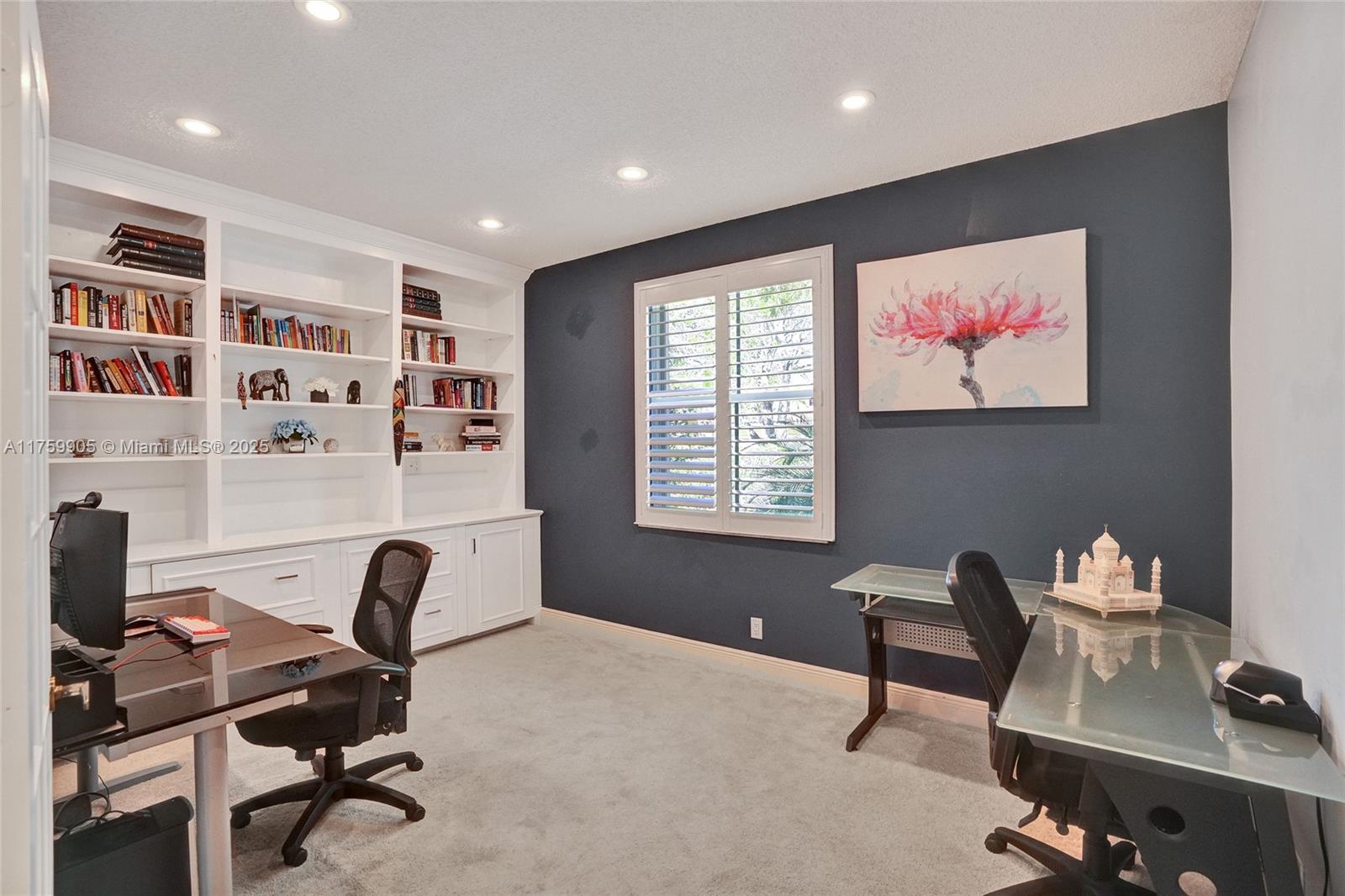 1436 Blue Jay Cir