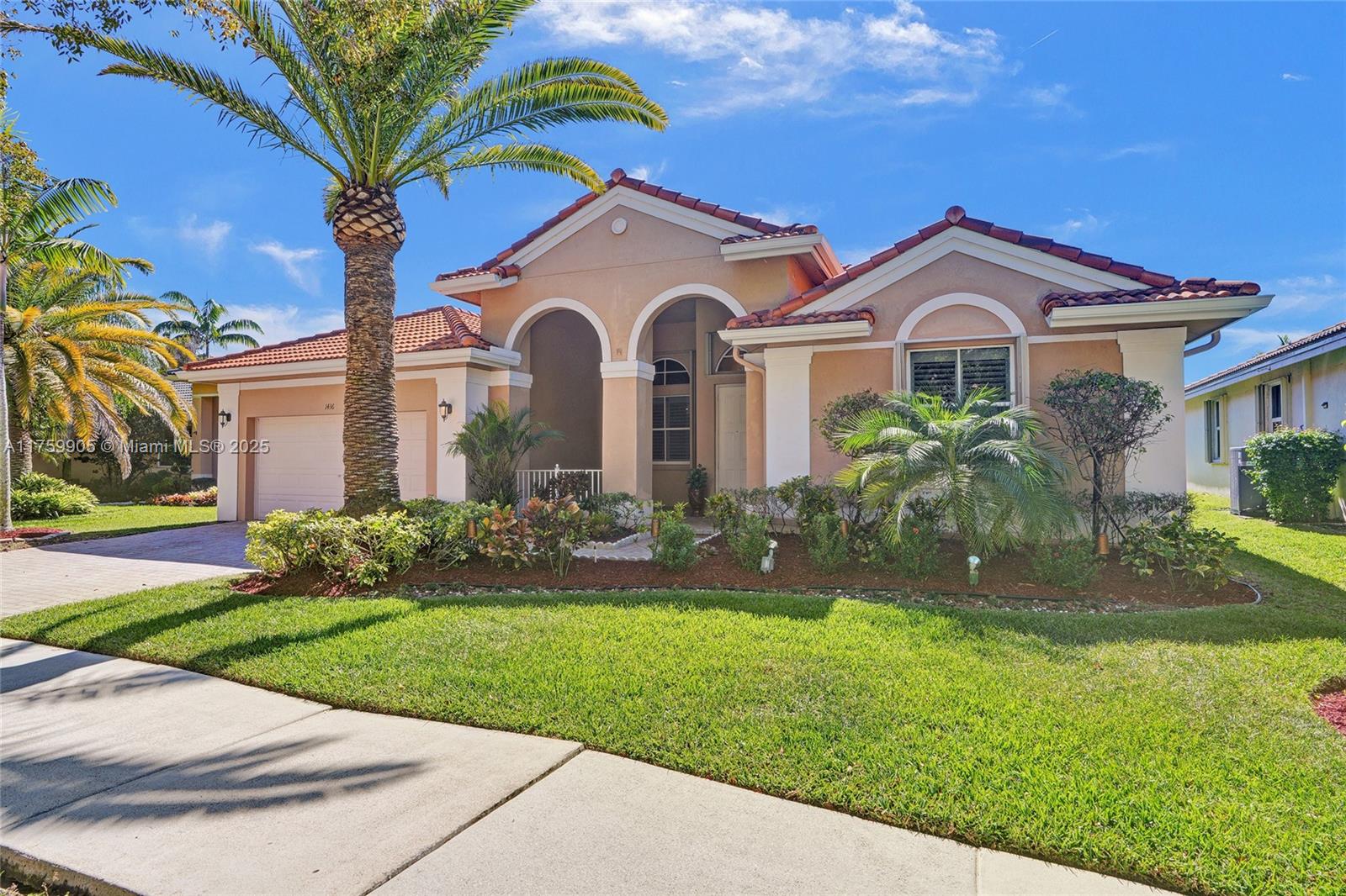 1436 Blue Jay Cir