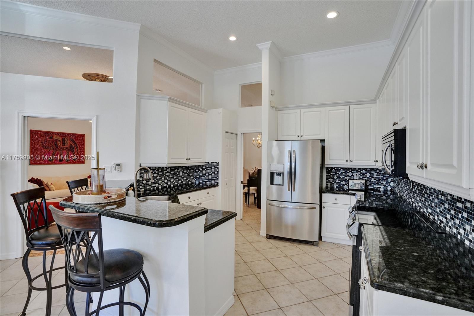 1436 Blue Jay Cir