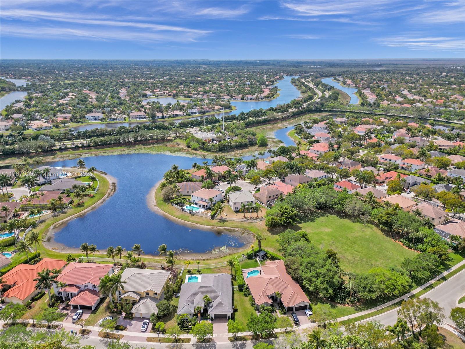 1058 Chenille Cir