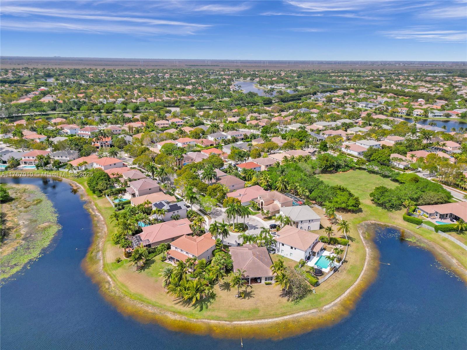 1058 Chenille Cir