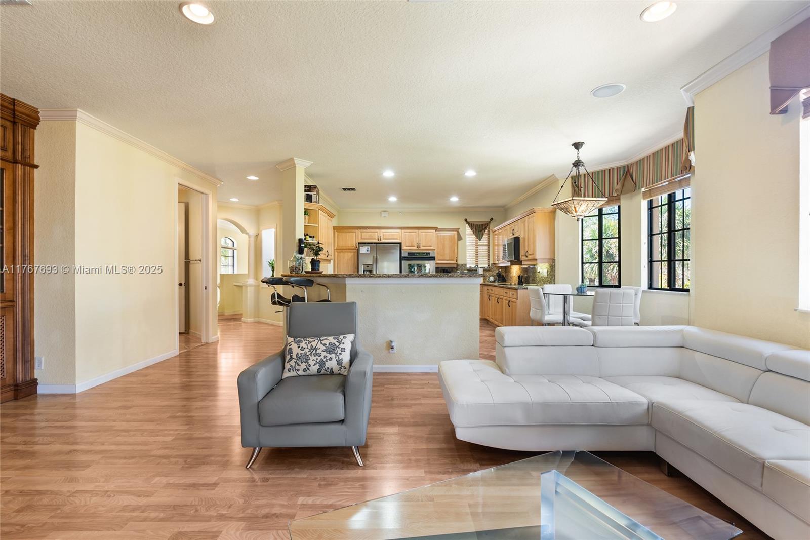 2790 center court dr # 31 Unit: 2-31