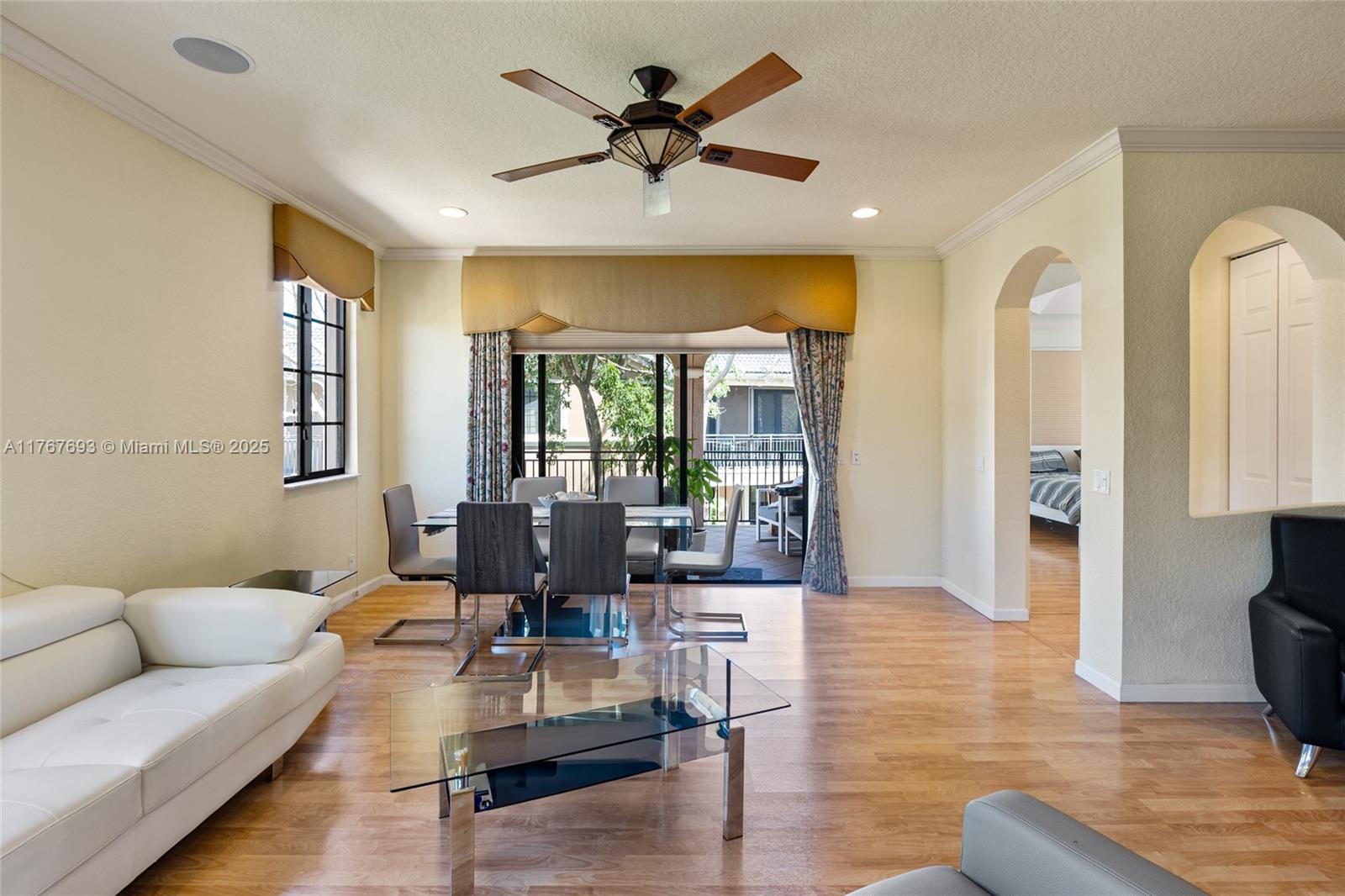 2790 center court dr # 31 Unit: 2-31