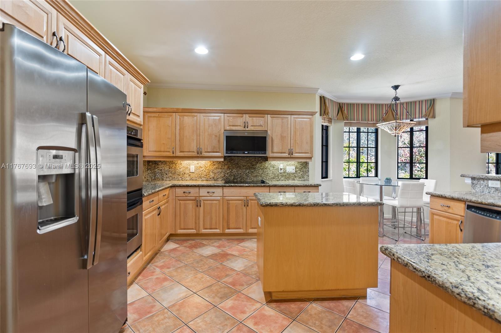 2790 center court dr # 31 Unit: 2-31