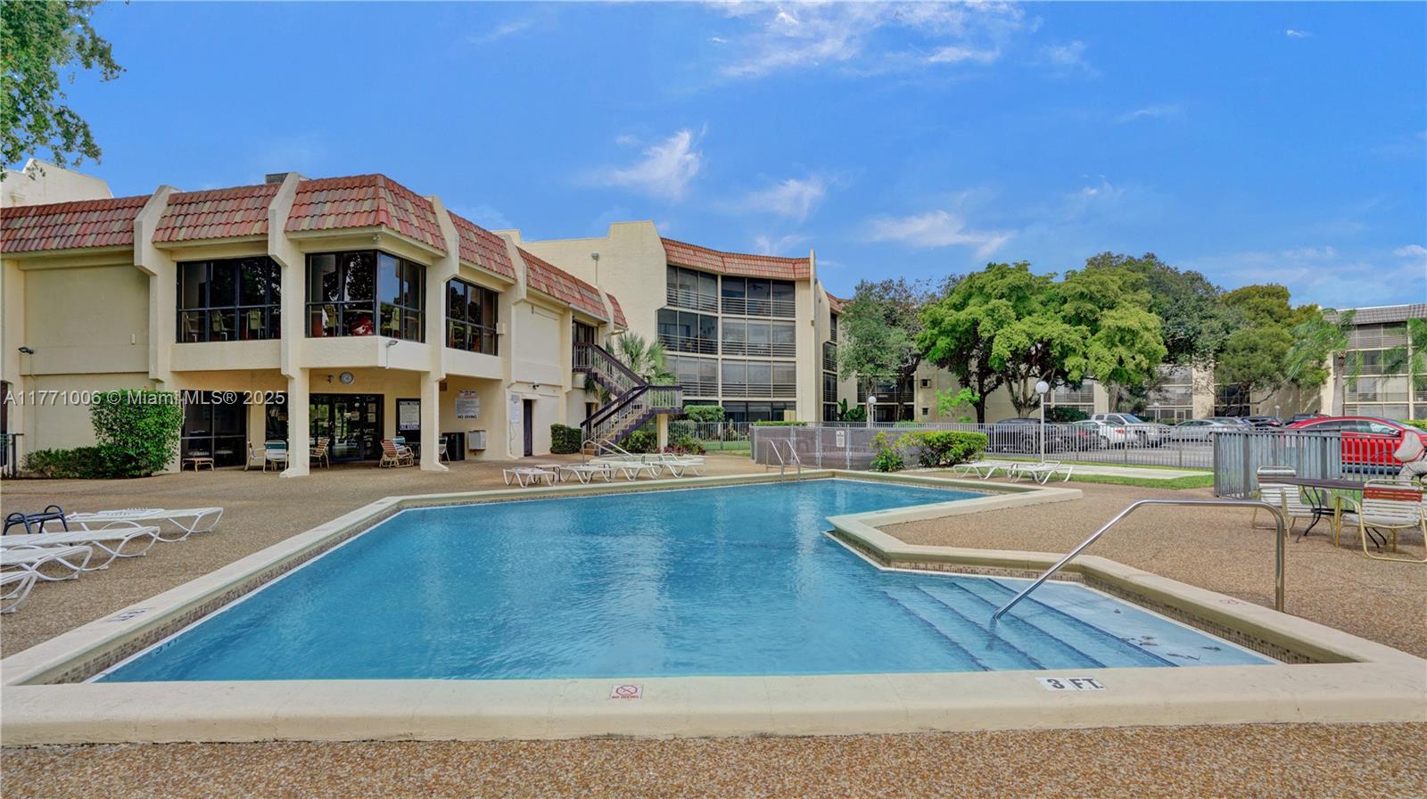 6555 W Broward Blvd # 209