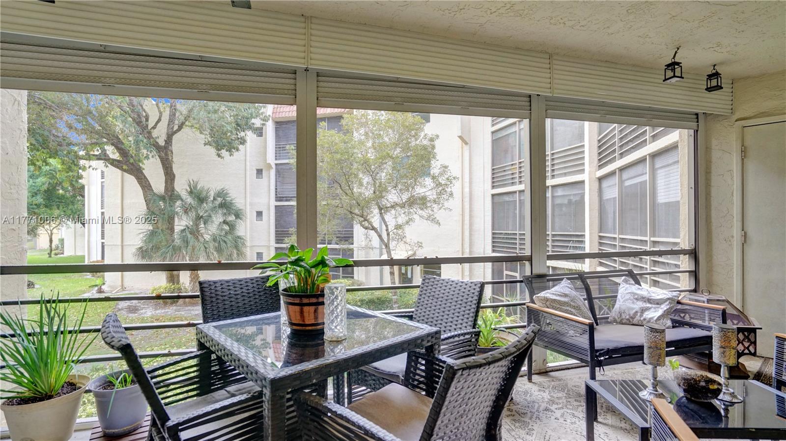 6555 W Broward Blvd # 209