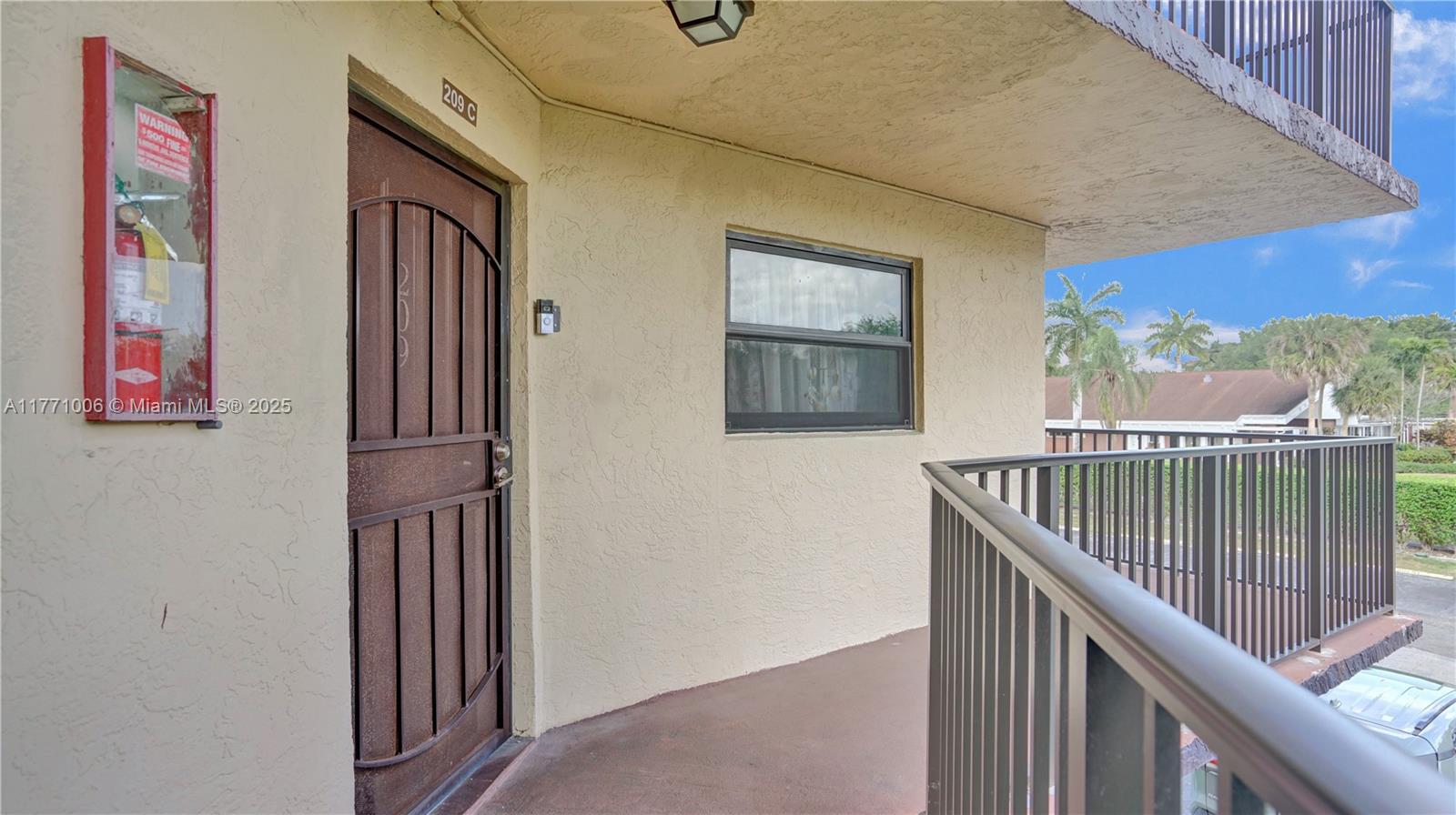 6555 W Broward Blvd # 209