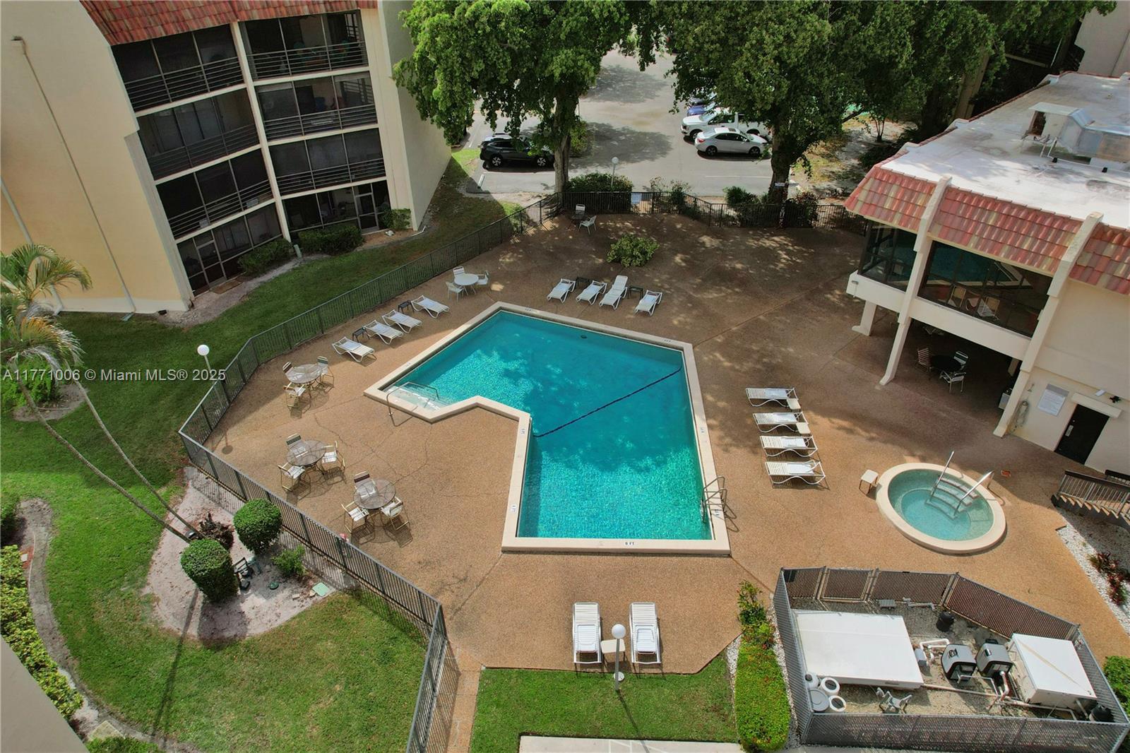 6555 W Broward Blvd # 209