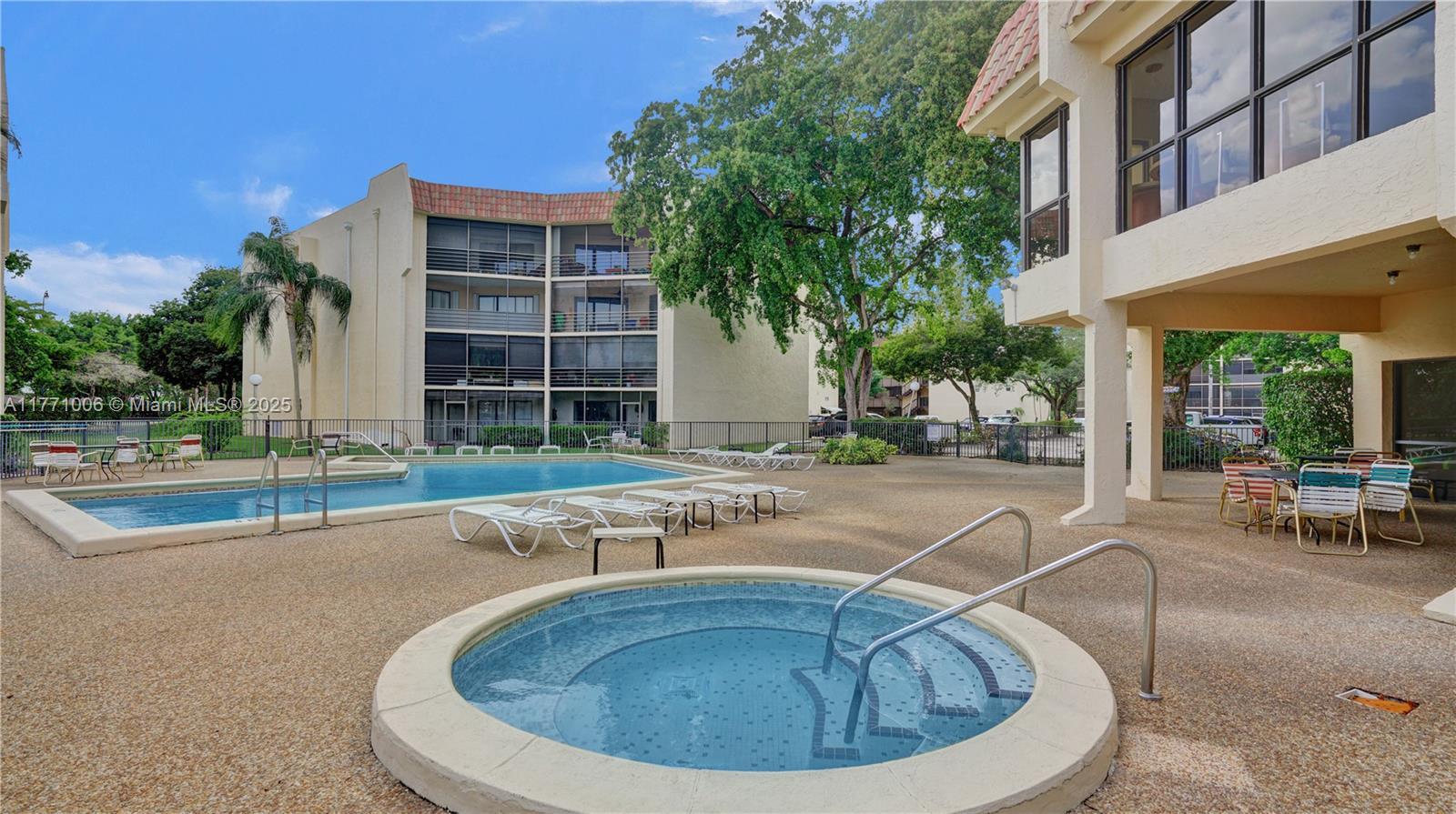 6555 W Broward Blvd # 209
