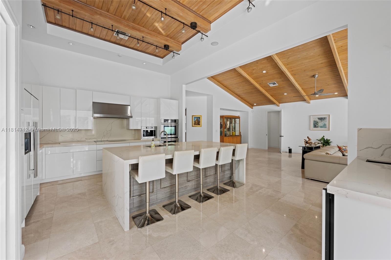 2805 Hackney Rd