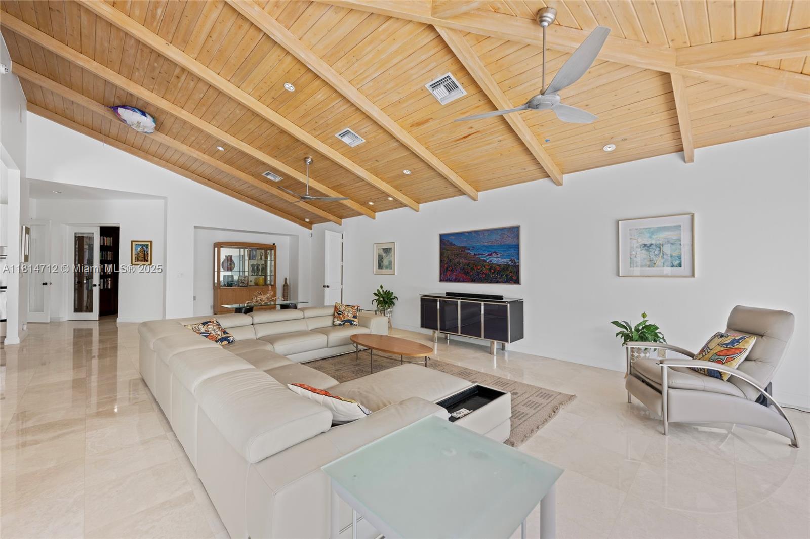 2805 Hackney Rd