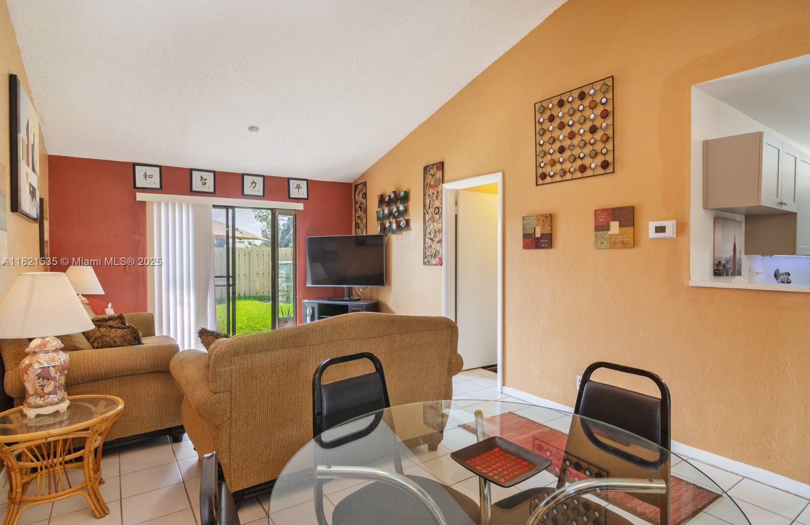 3588 NW 111th Ave