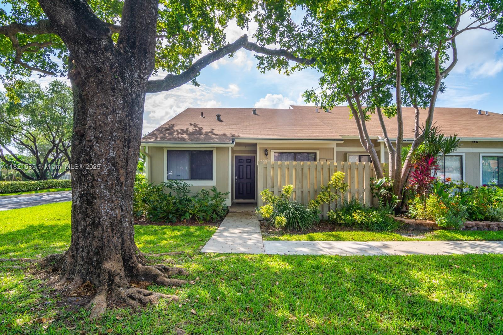 3588 NW 111th Ave
