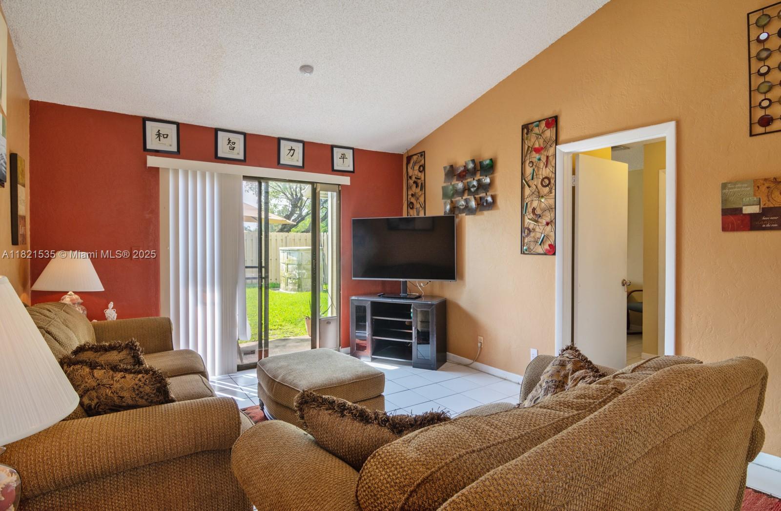 3588 NW 111th Ave