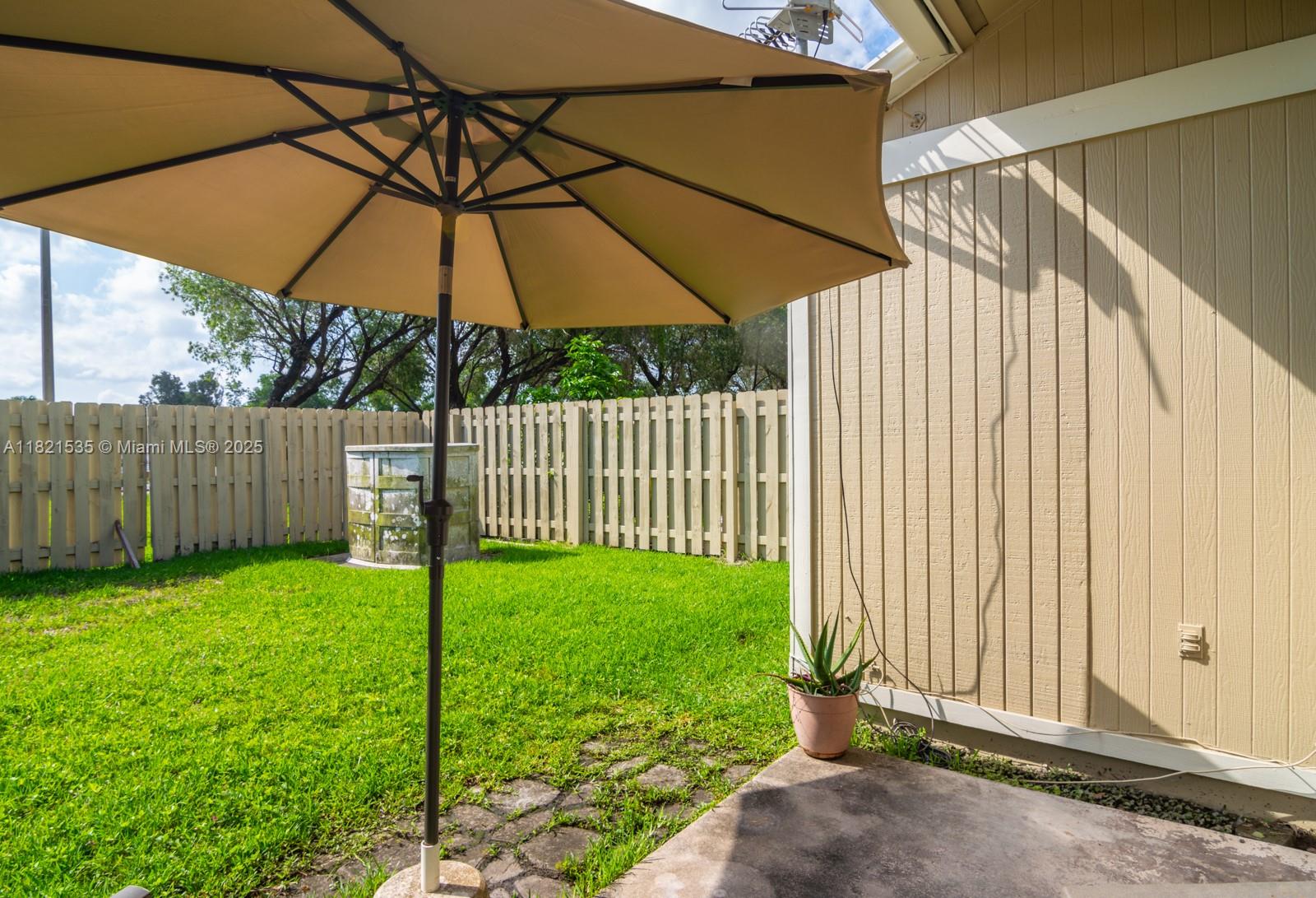 3588 NW 111th Ave