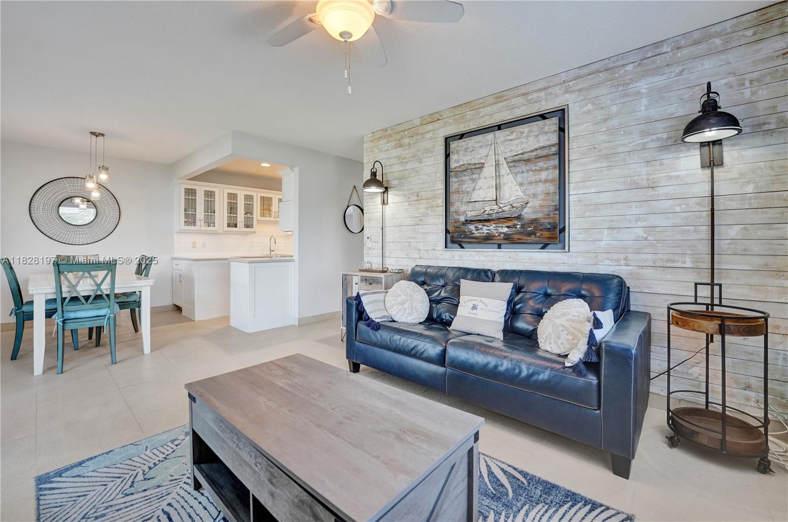 1705 N Riverside Dr # 1