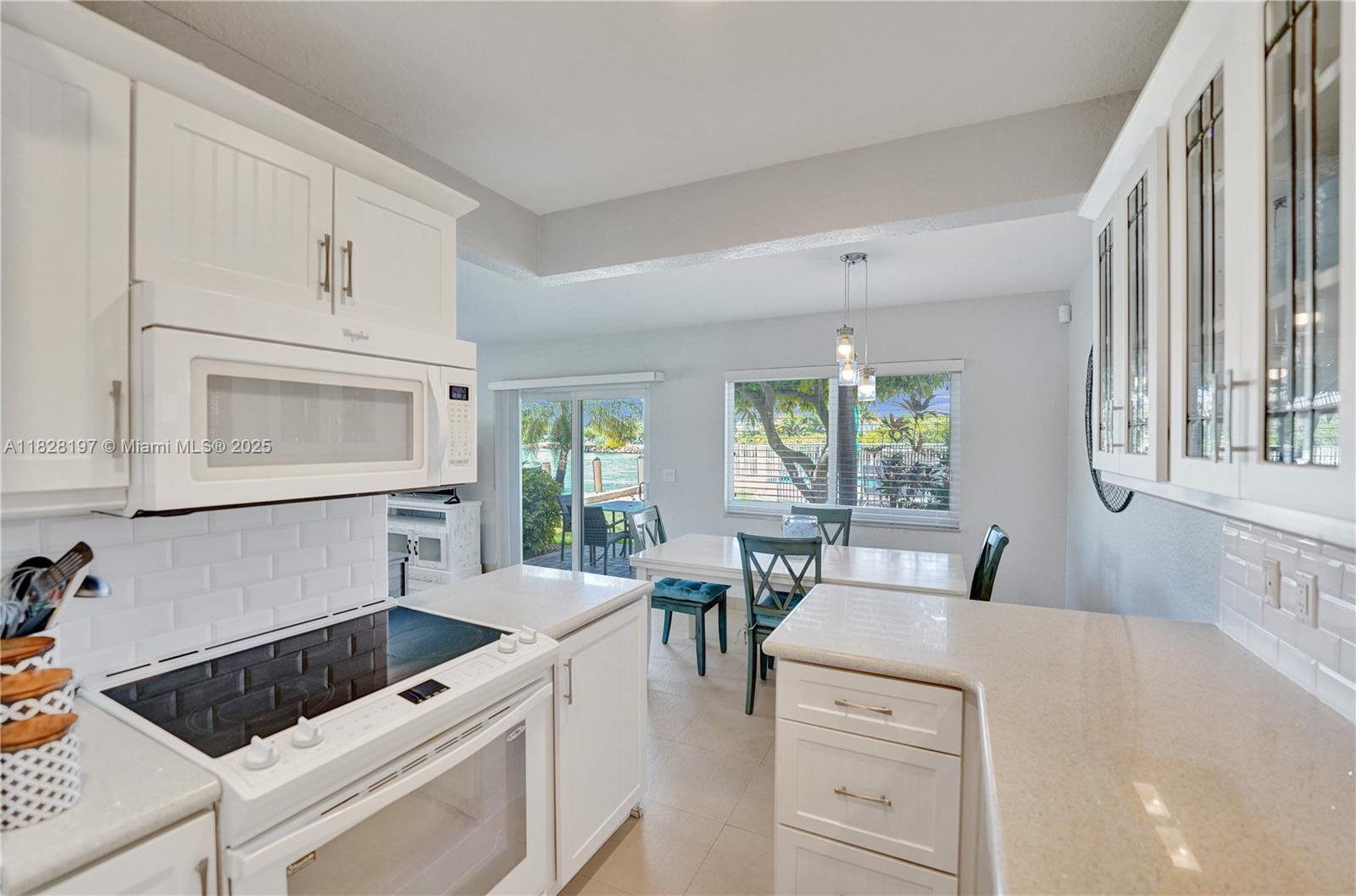 1705 N Riverside Dr # 1