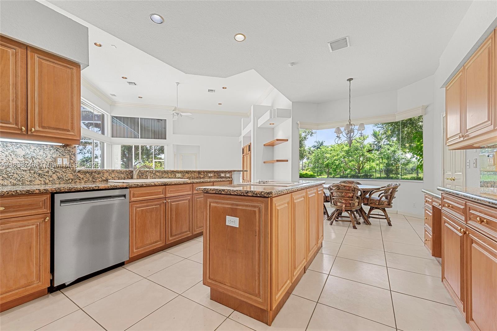 3833 Pine Lake Dr