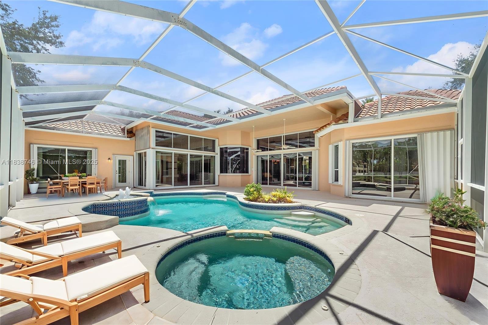 3833 Pine Lake Dr