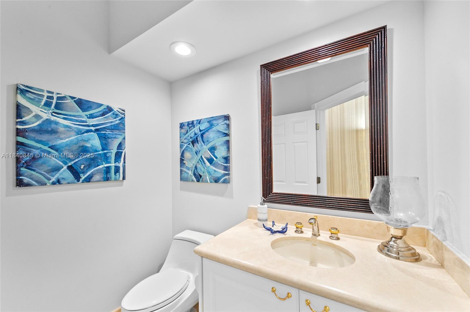 2684 Riviera Ct