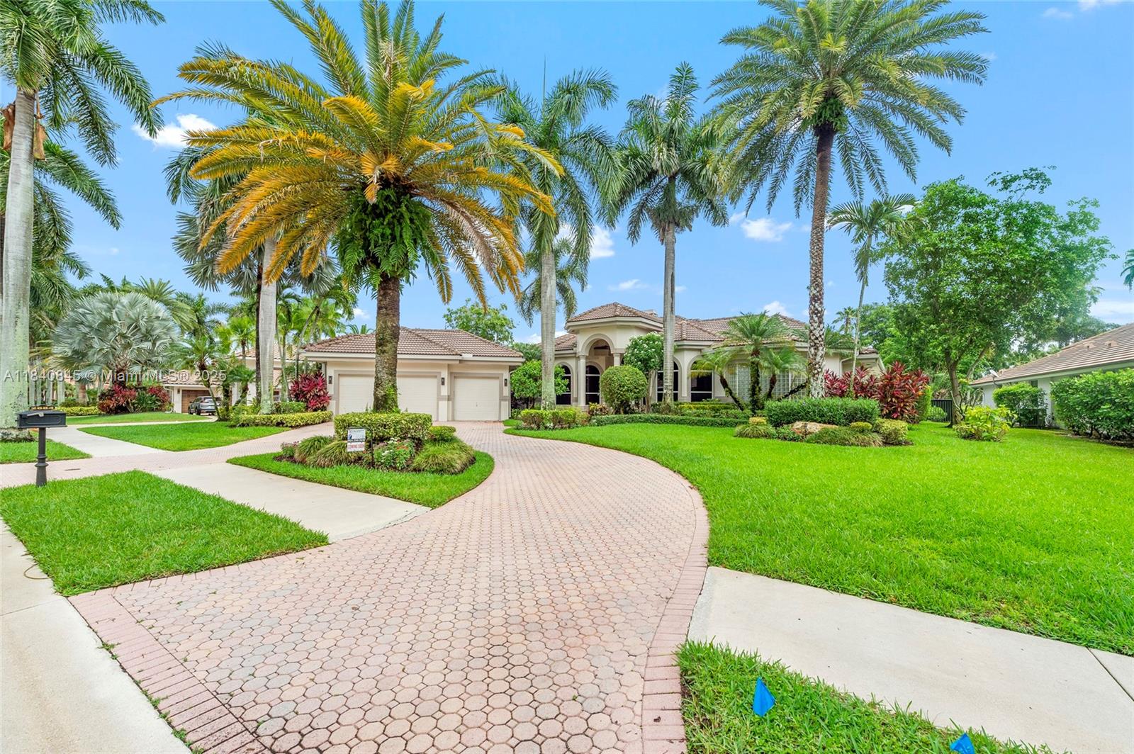 2684 Riviera Ct