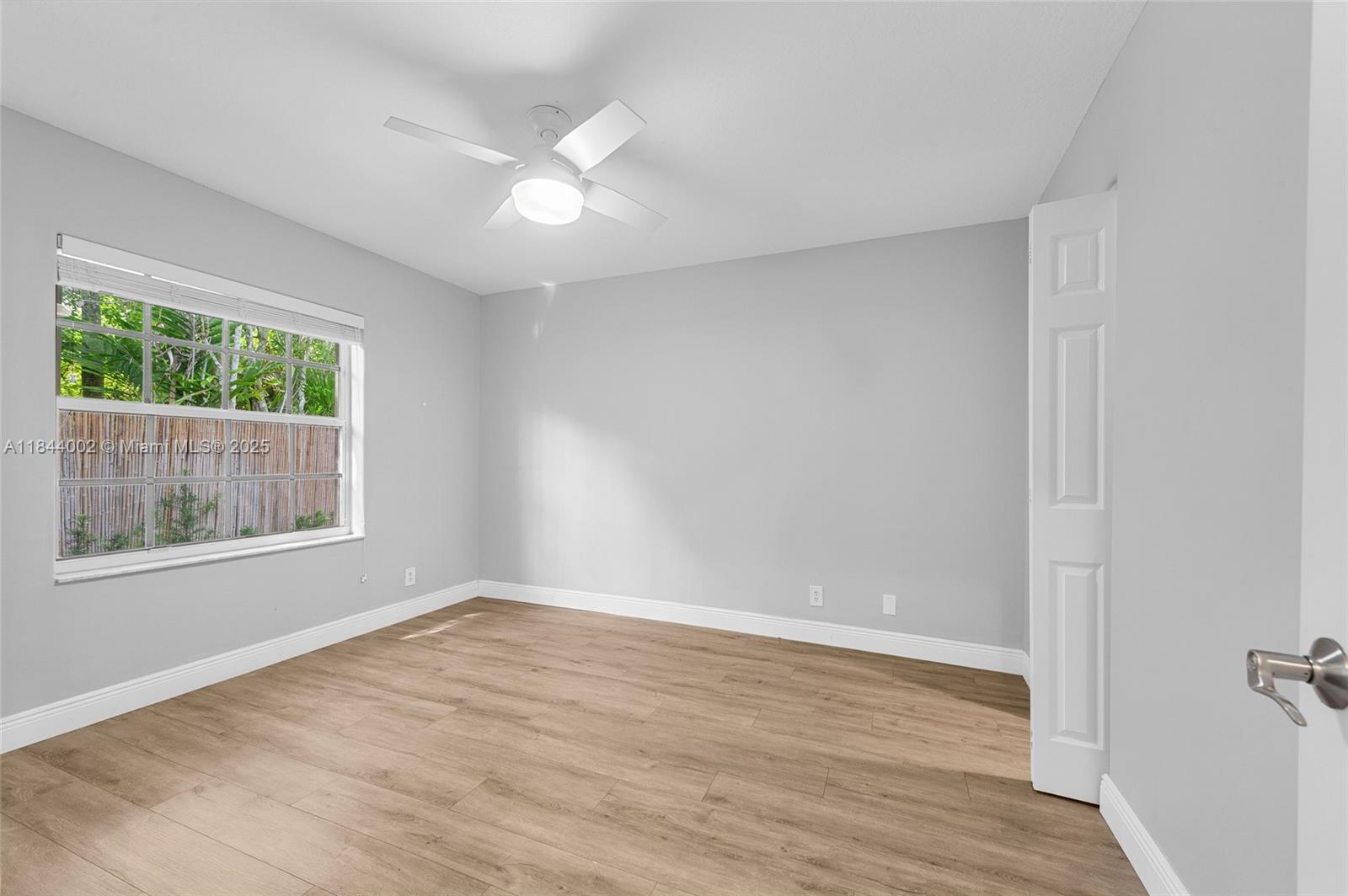 2587 Jardin Ct