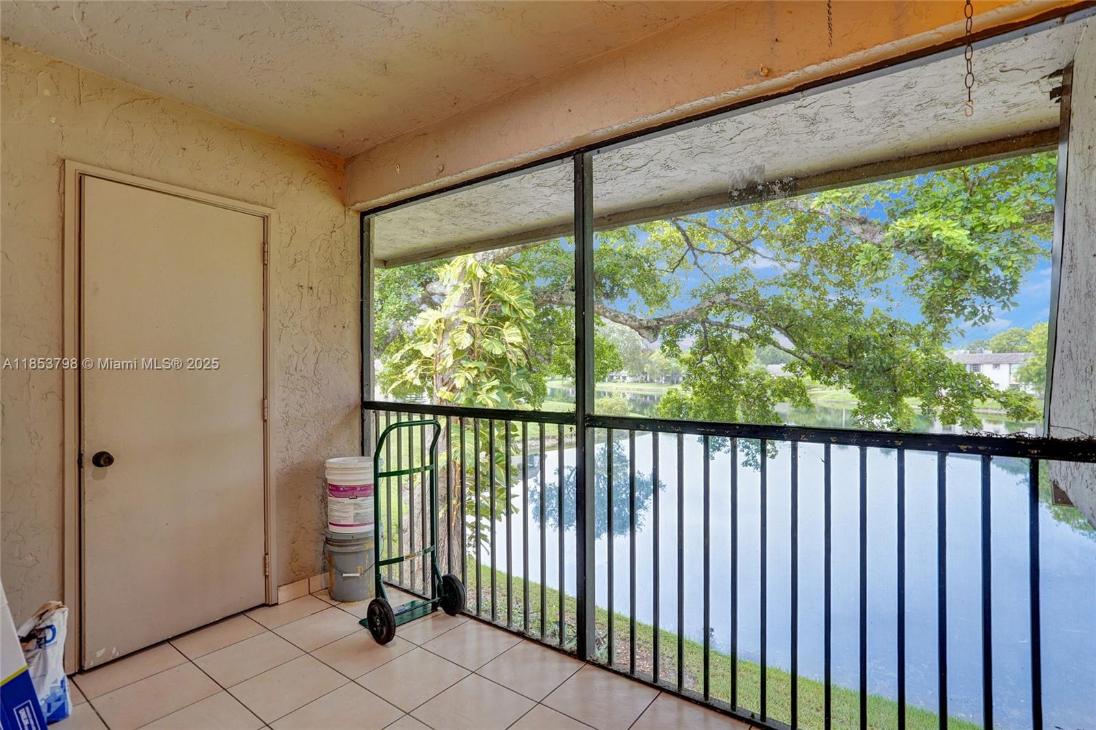 3633 NW 94th Ave # 7G