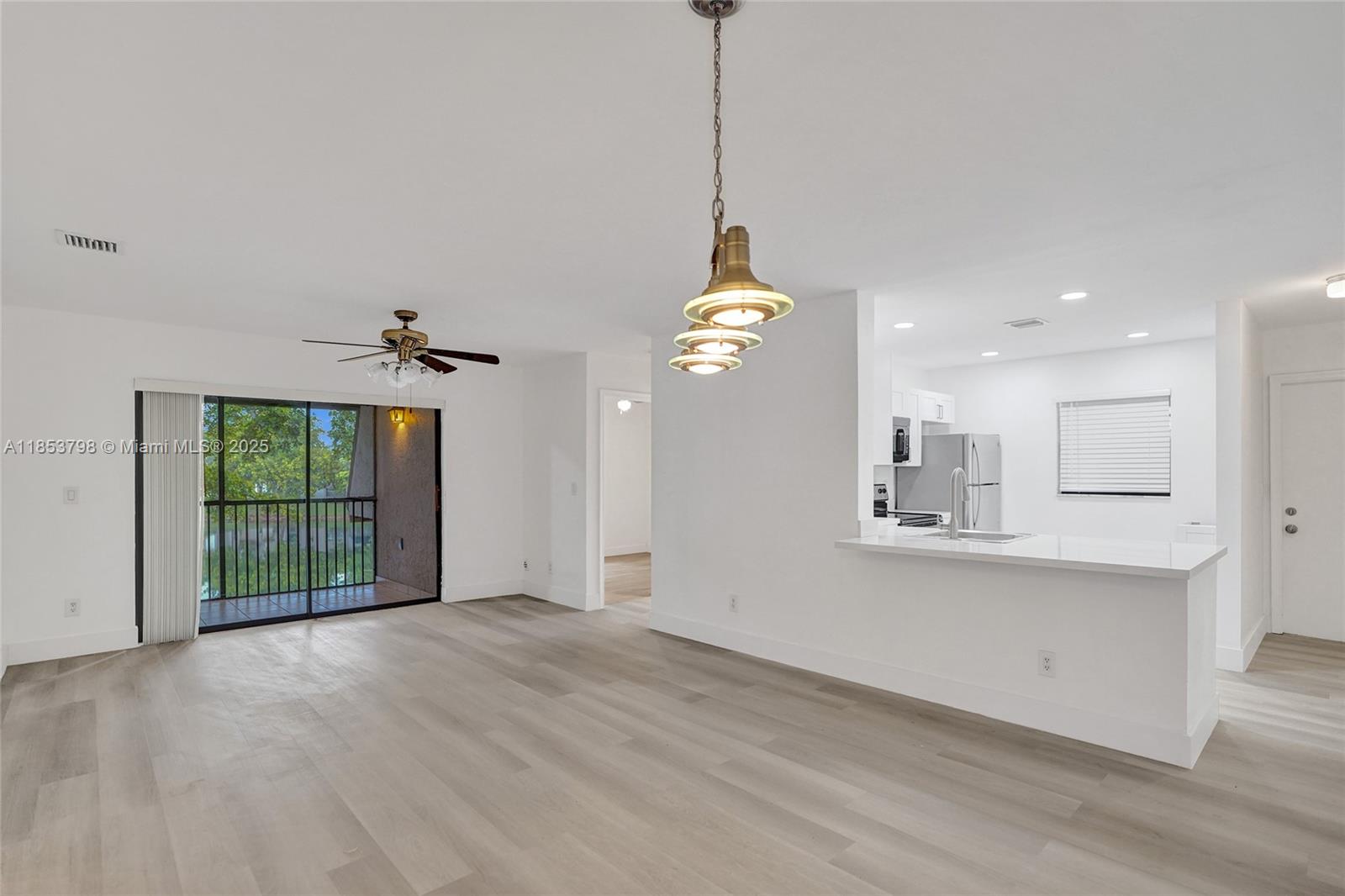 3633 NW 94th Ave # 7G