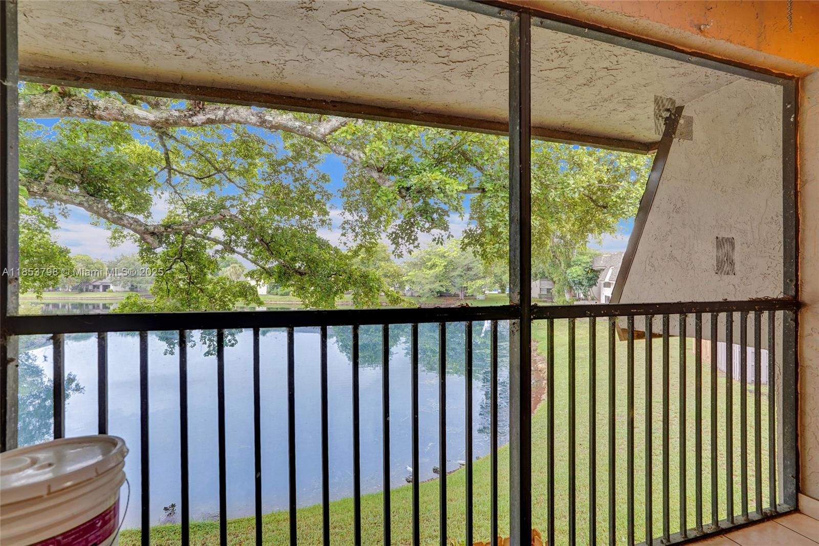 3633 NW 94th Ave # 7G