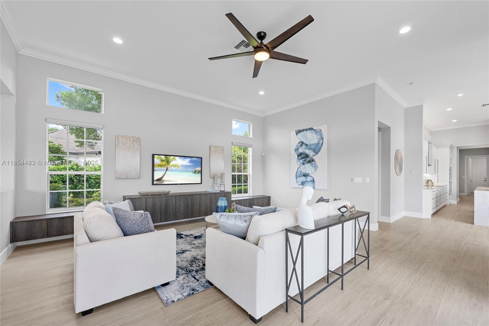 12590 N Winners Cir