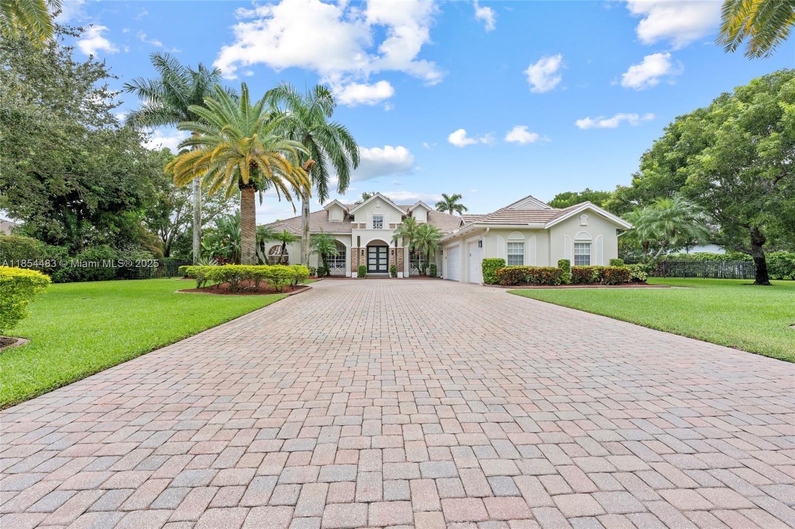 12590 N Winners Cir