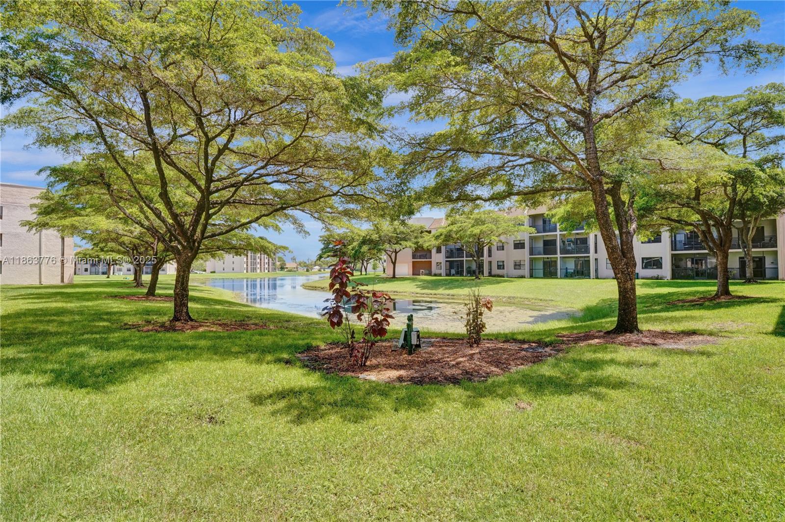 10332 Sunrise Lakes Blvd Unit: 206