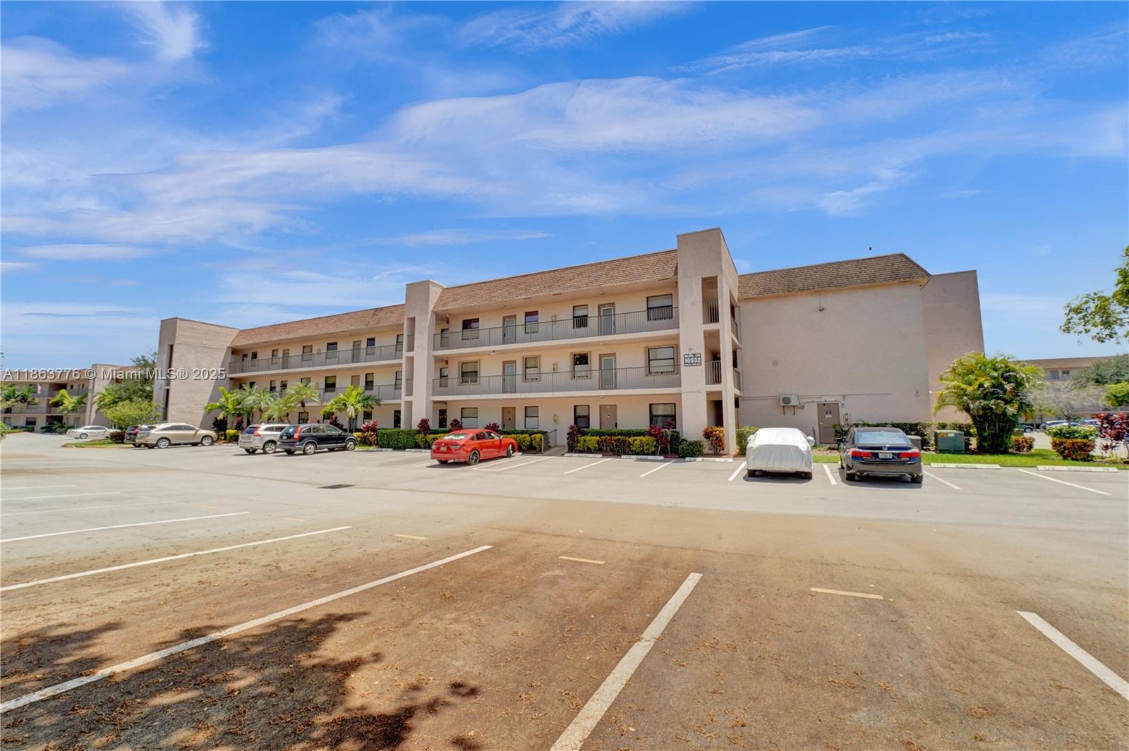 10332 Sunrise Lakes Blvd Unit: 206