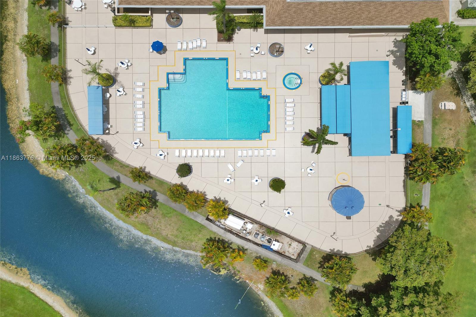 10332 Sunrise Lakes Blvd Unit: 206