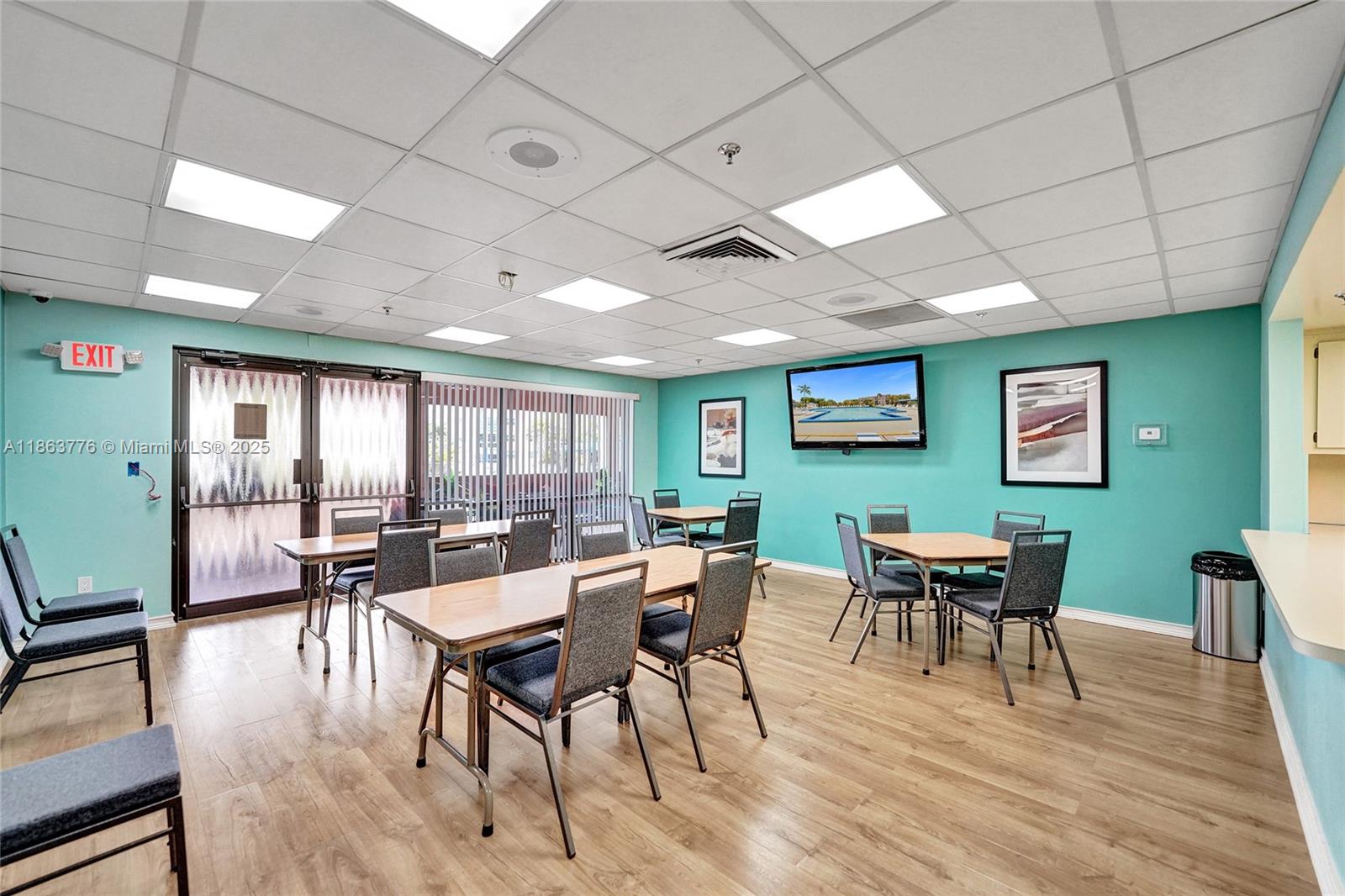 10332 Sunrise Lakes Blvd Unit: 206