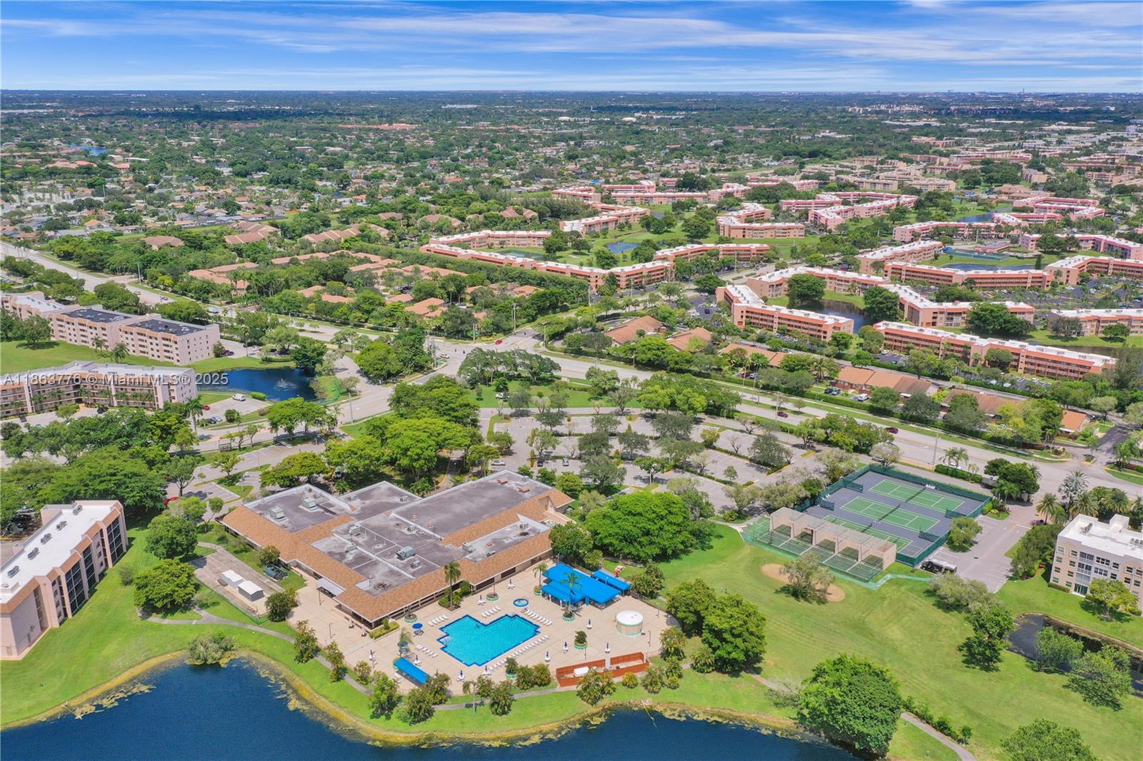 10332 Sunrise Lakes Blvd Unit: 206