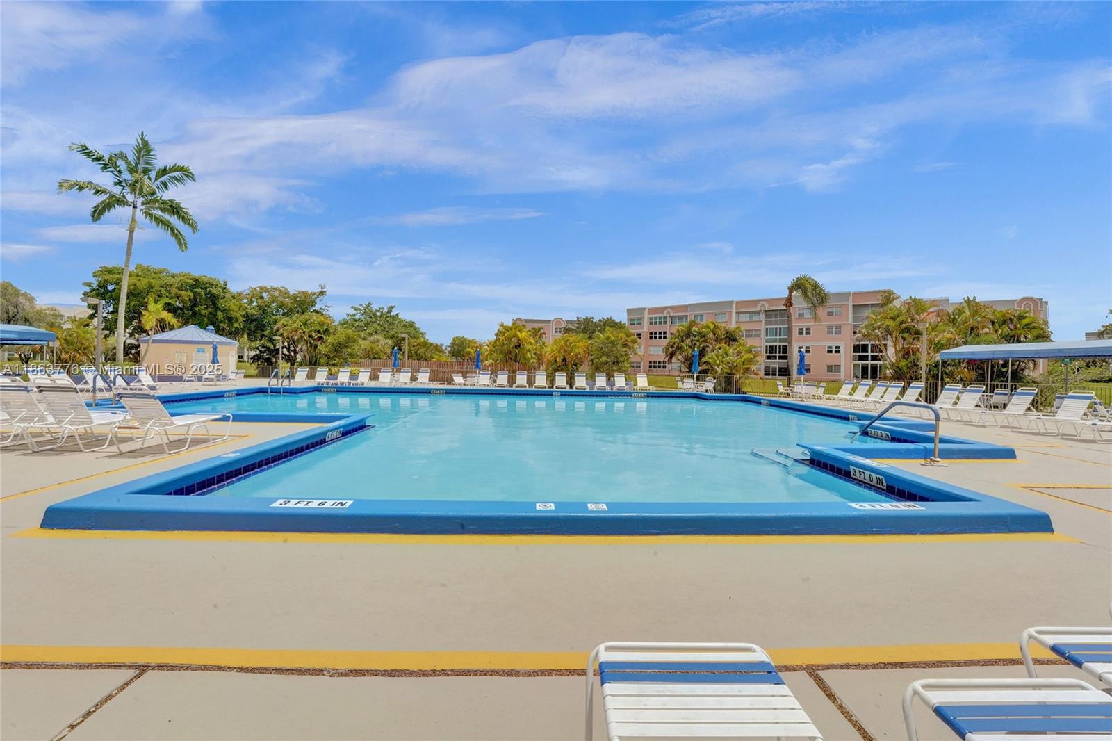 10332 Sunrise Lakes Blvd Unit: 206