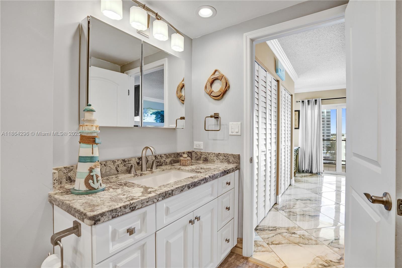 1500 S Ocean Blvd # 806