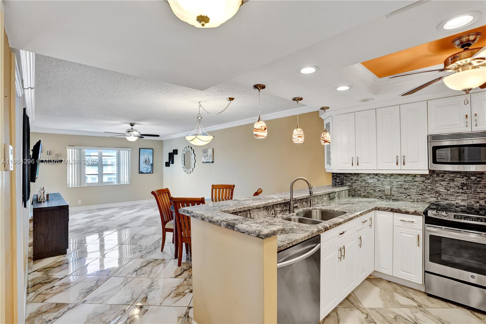 1500 S Ocean Blvd # 806
