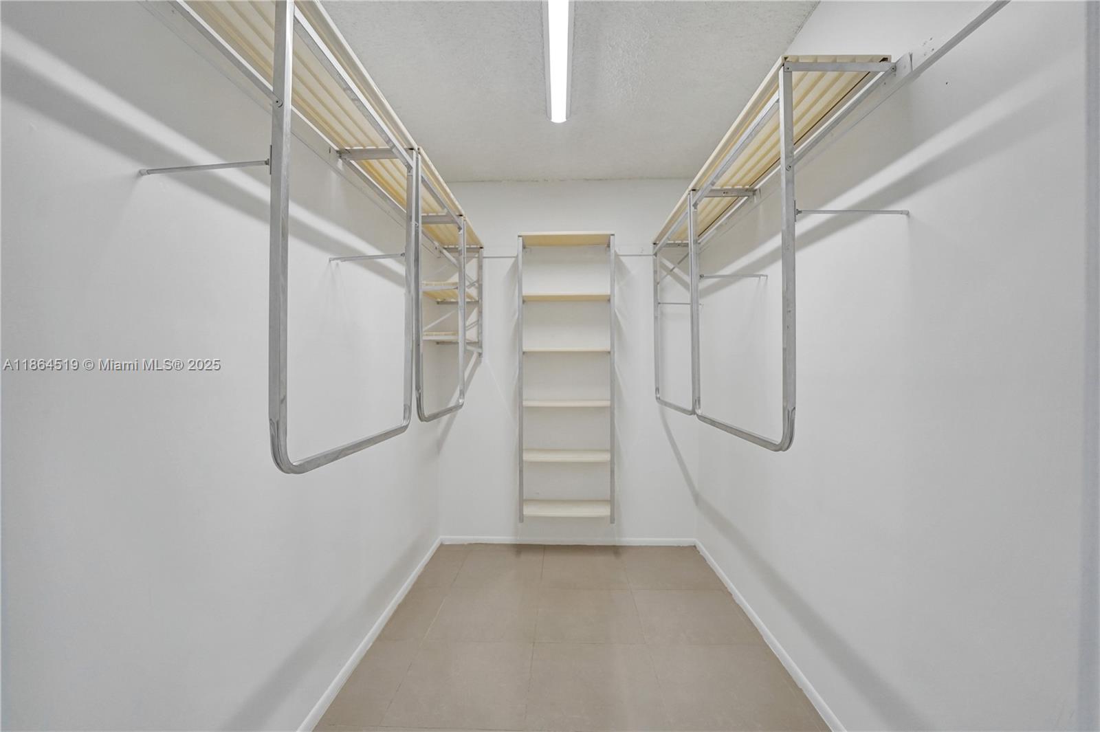 5708 Mulberry Dr # 5708