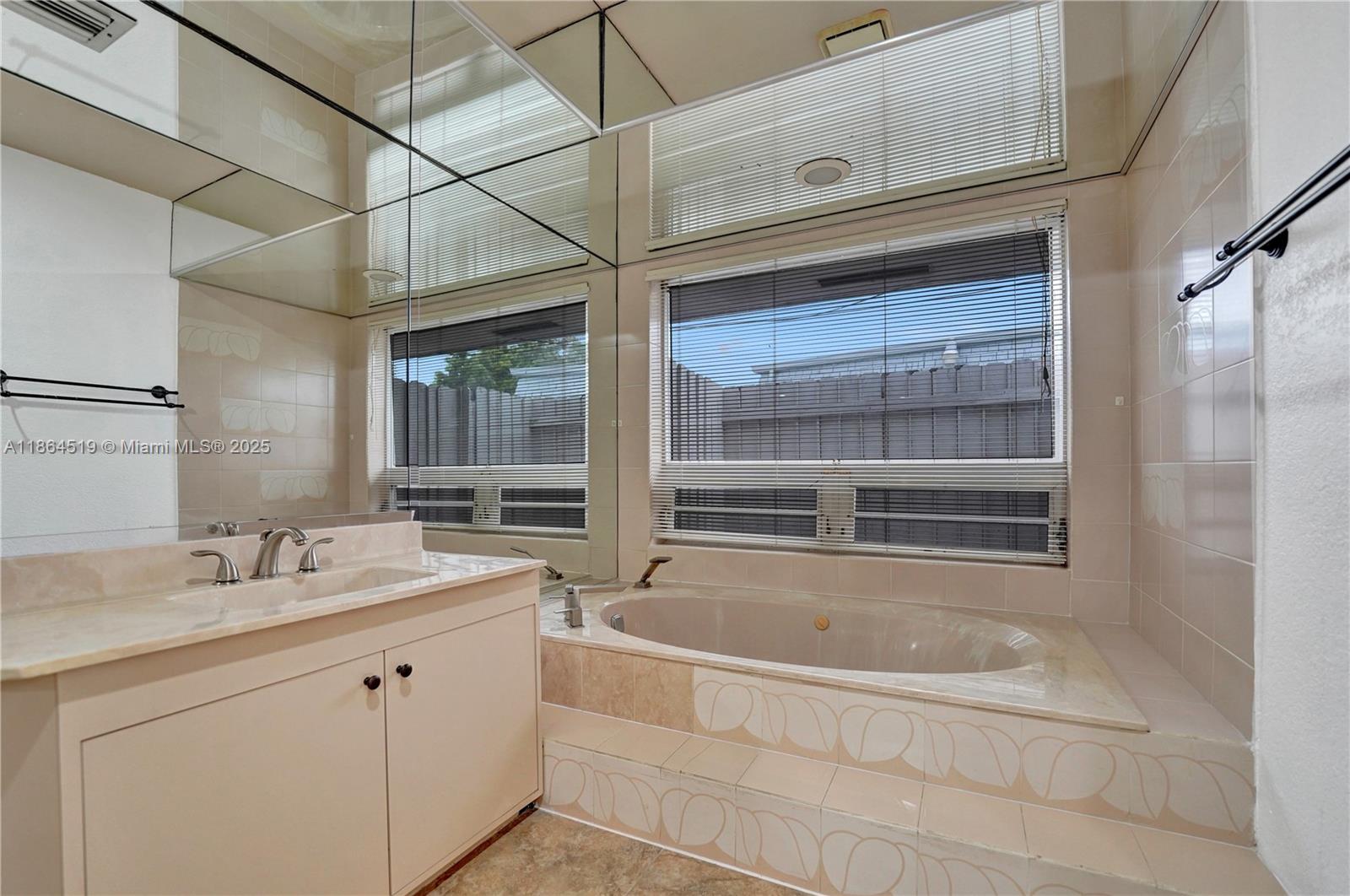 5708 Mulberry Dr # 5708