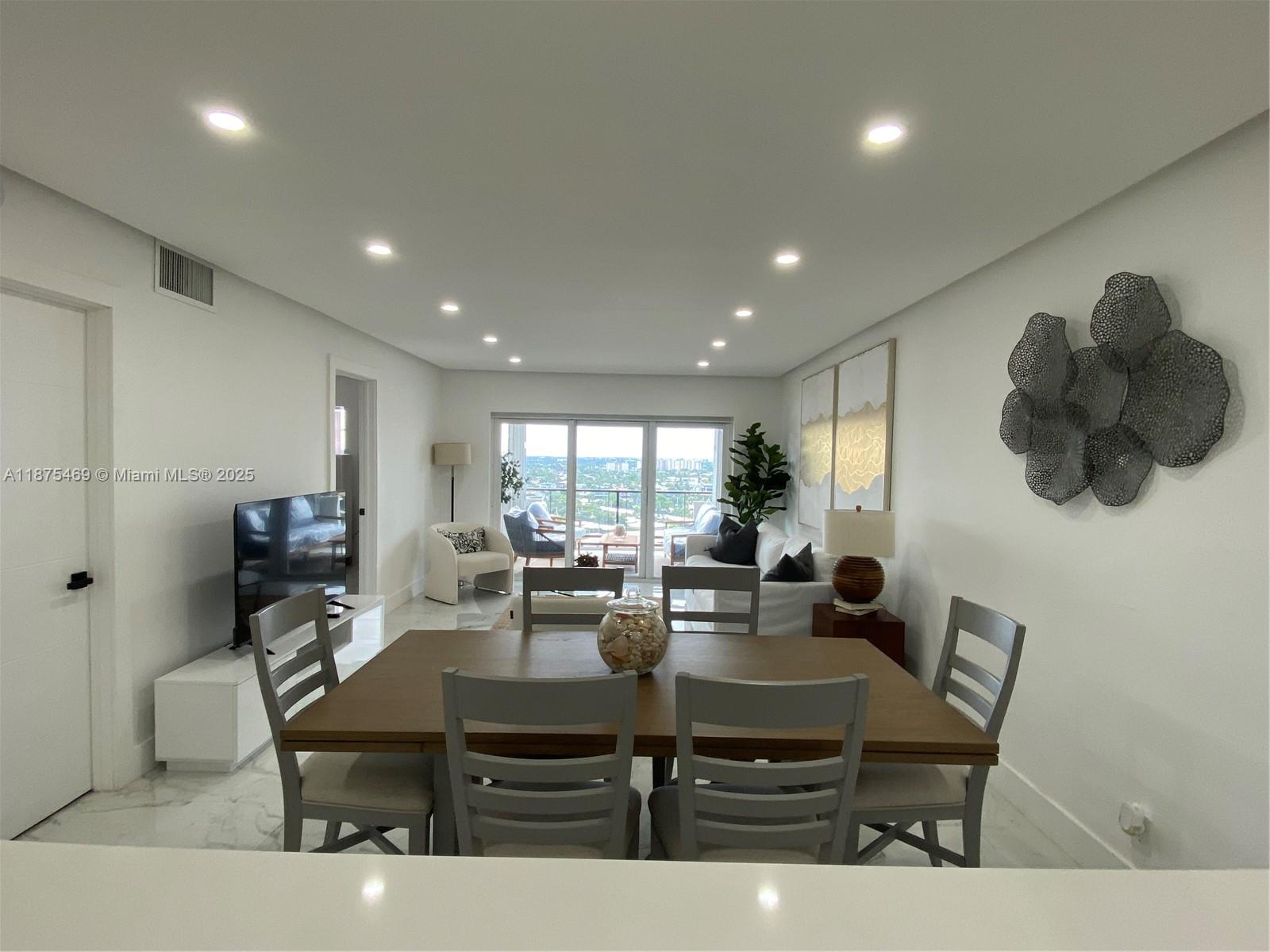 1500 S Ocean Blvd # 1608