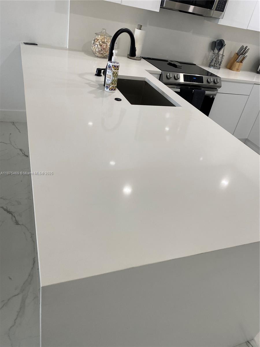 1500 S Ocean Blvd # 1608