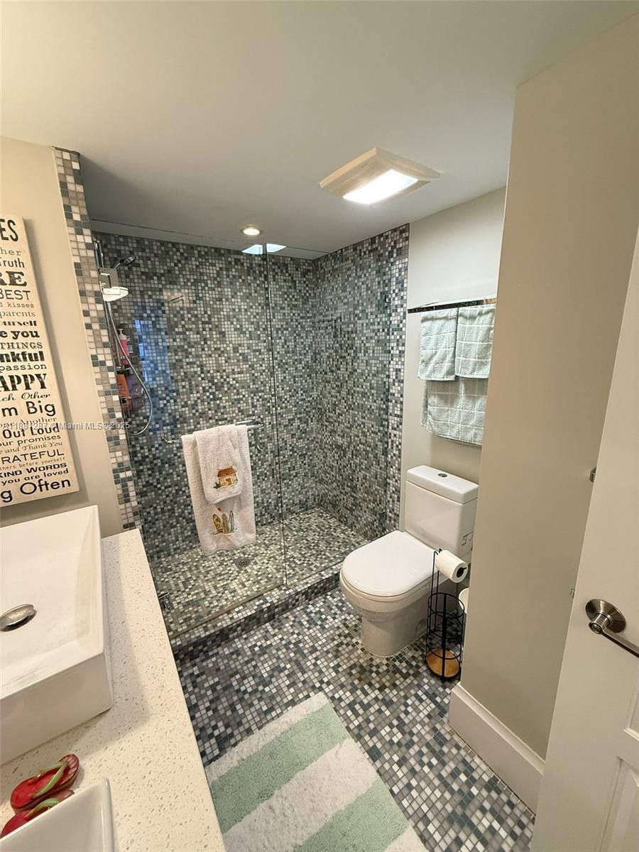 4020 Galt Ocean Dr # 904