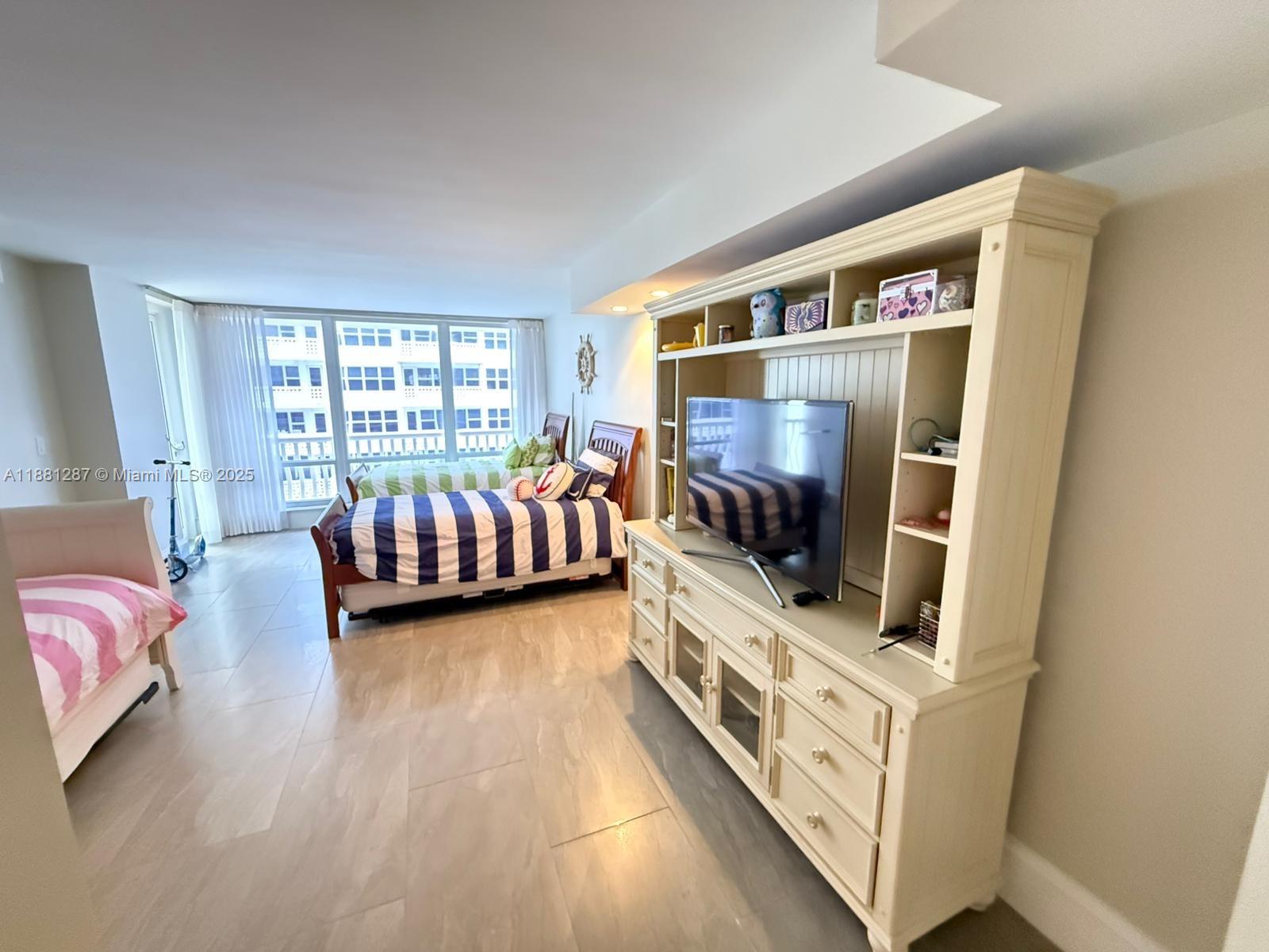 4020 Galt Ocean Dr # 904