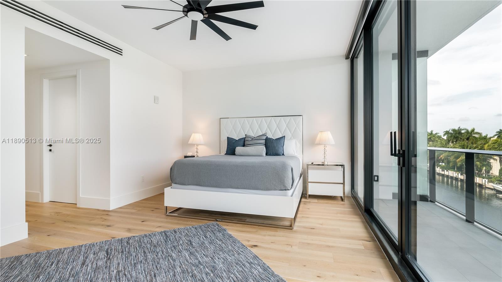 160 Isle Of Venice Dr # 402